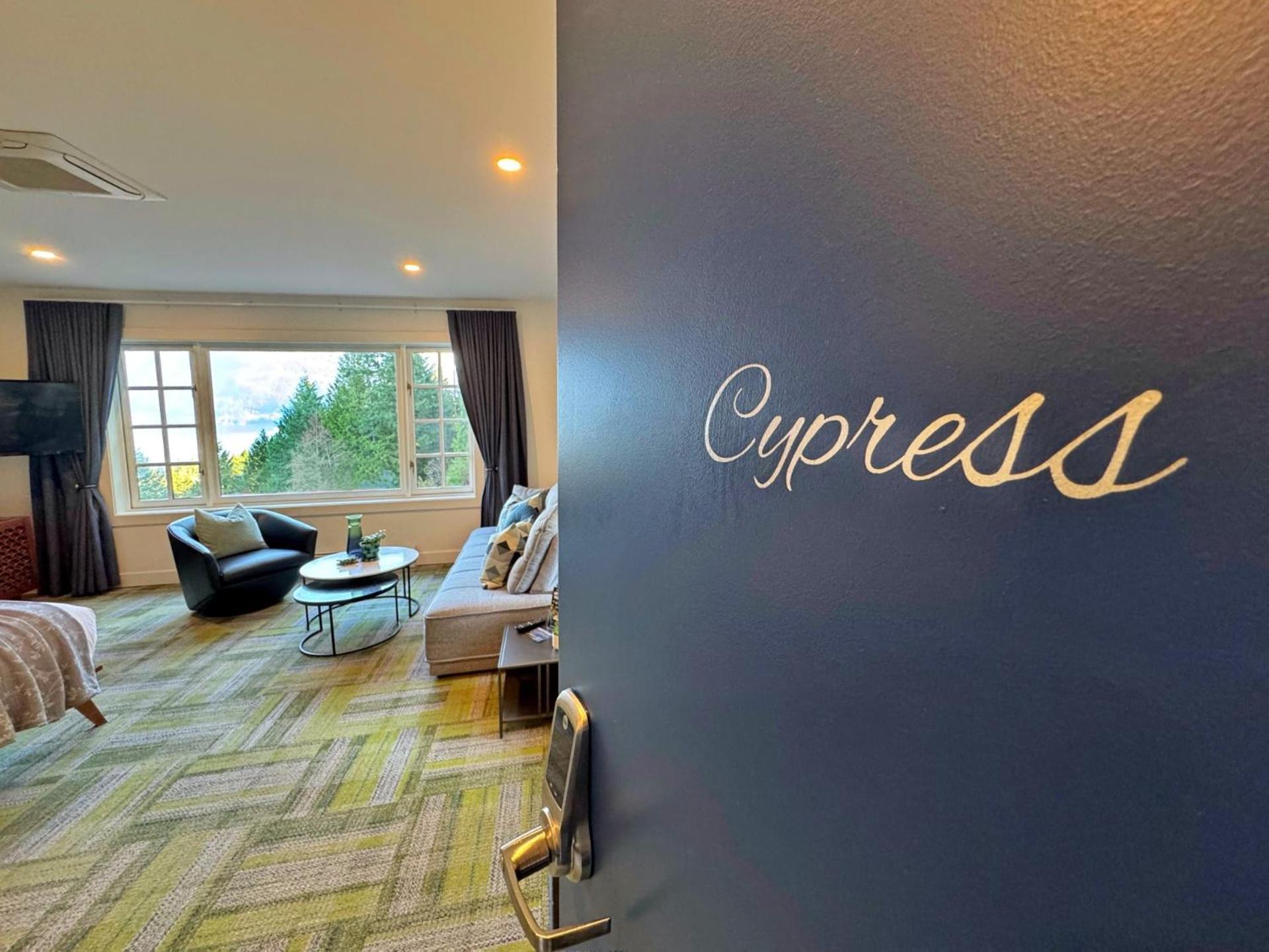 Artisan On Bowen Hotel 4*
